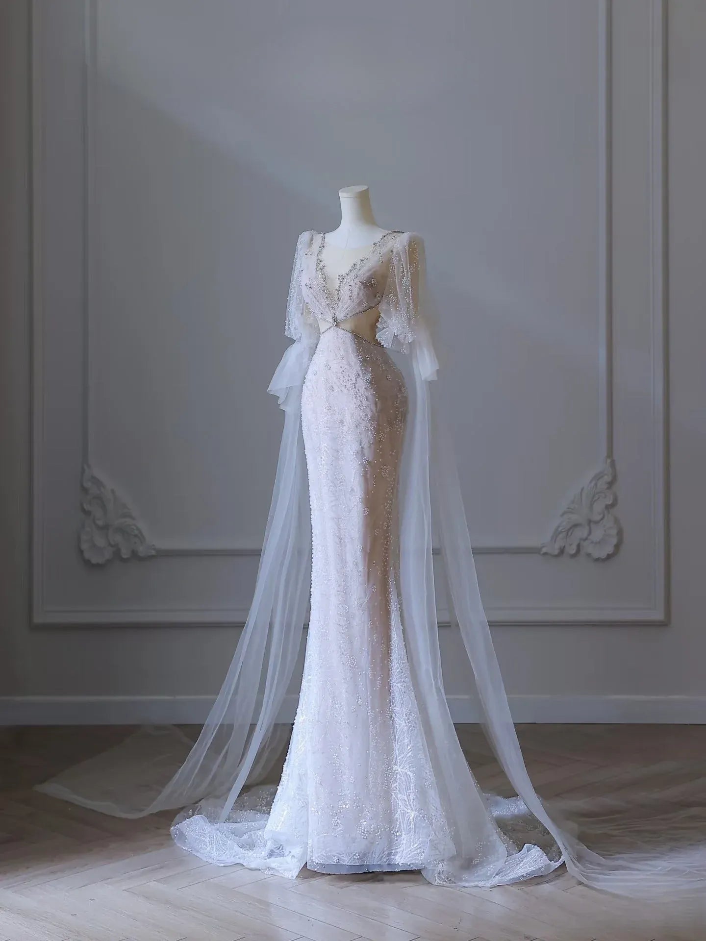 Ethereal Mermaid V-Neck Long-Sleeve Beaded Tulle Ivory Floor-Length Evening Dress for Women