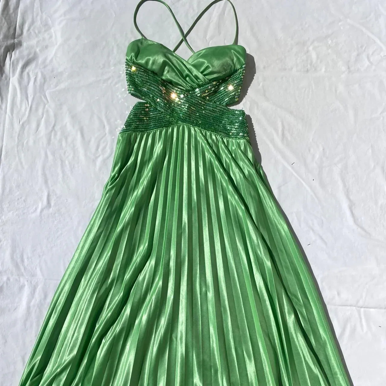 Exquisite A-Line V Neck Sleeveless Satin Floor-Length Prom Dress