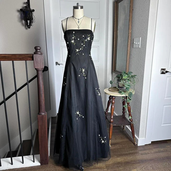 Exquisite A-line Spaghetti Straps Beaded Floral Satin Tulle Black Long Party Dress