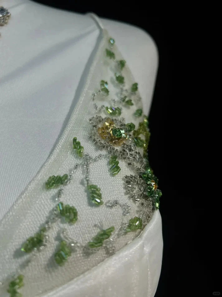 Exquisite A-line V Neck Rhinestone Beaded Light Green Short Party Dress