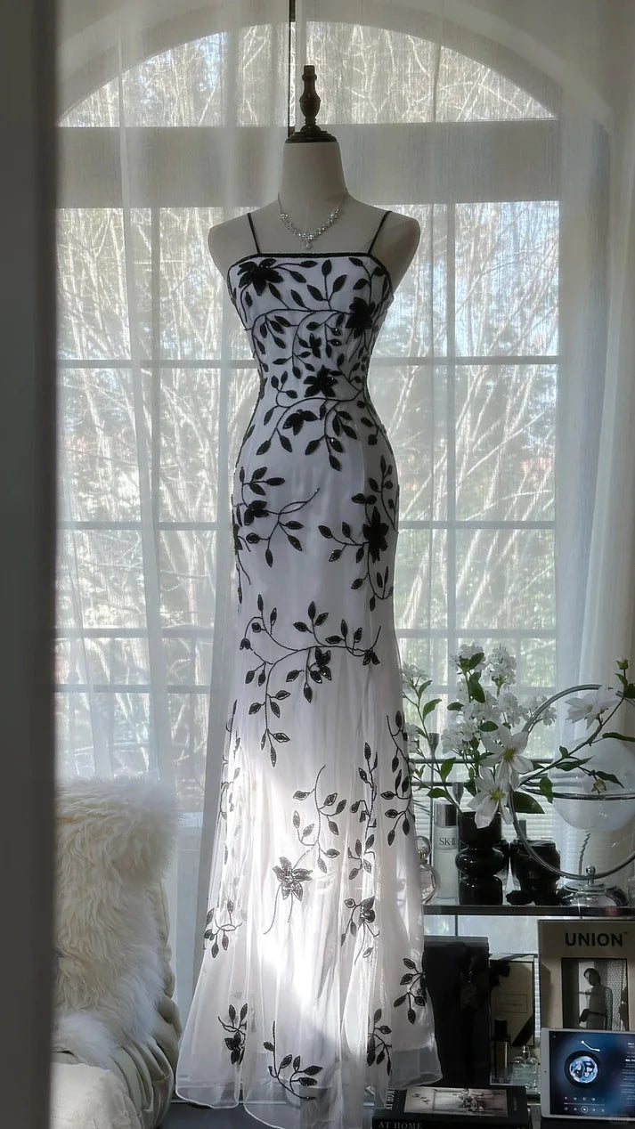 Exquisite Spaghetti Straps Black Flowers Chiffon White Long Party Dress