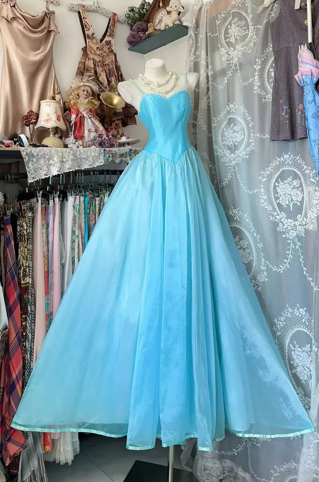 Fairy-Tale Ball Gown Sweetheart Neck Sleeveless Organza Sky Blue Long Prom Dress For Women Custom