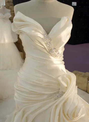 Glamorous A-Line Strapless Beaded 3D Floral Ruched Ivory Wedding Dress With Train