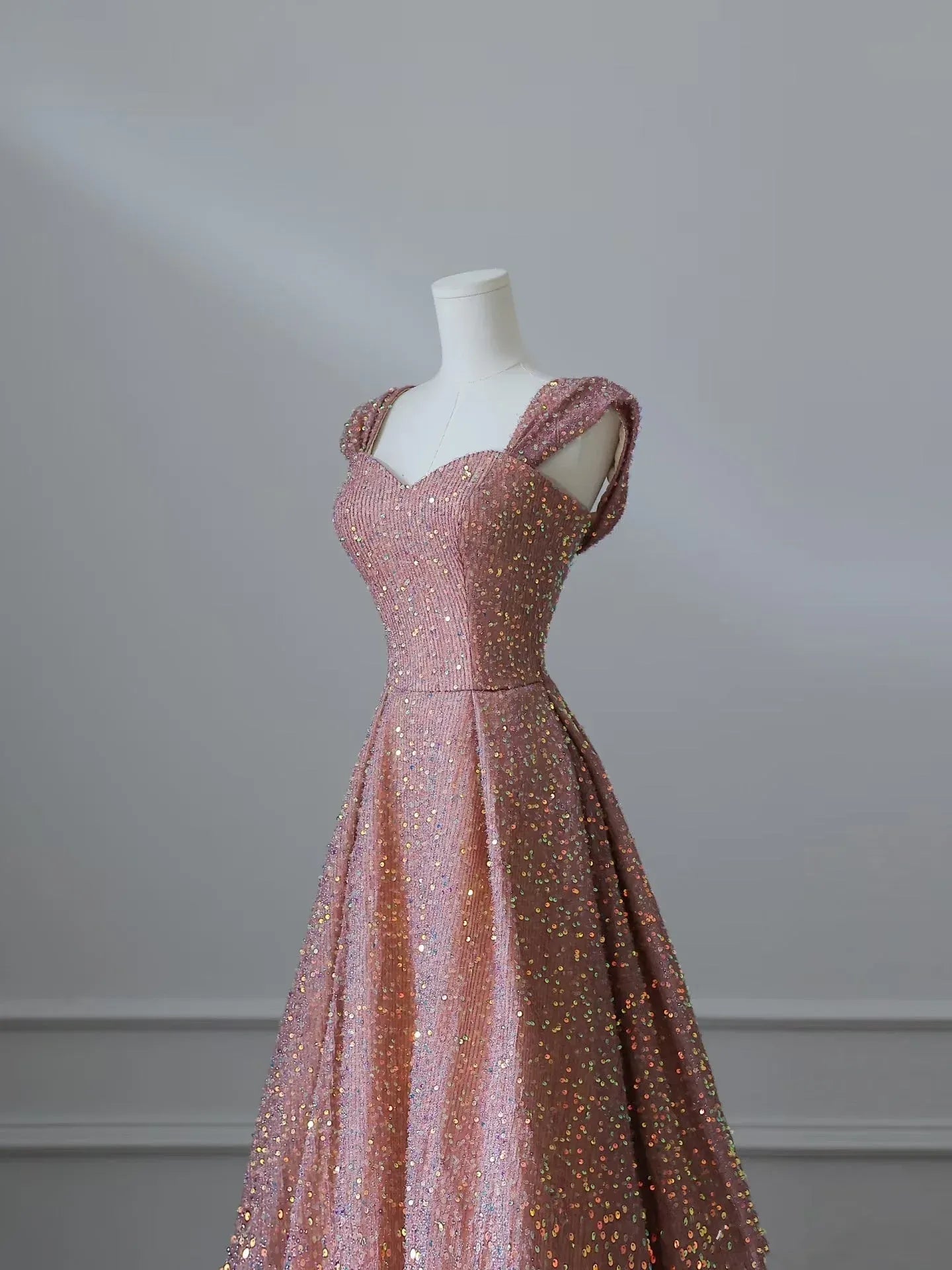 Glamorous A-Line Sweetheart Neck Short-Sleeve Sequin Rose Gold Maxi Prom Dress for Women Ready to Ship