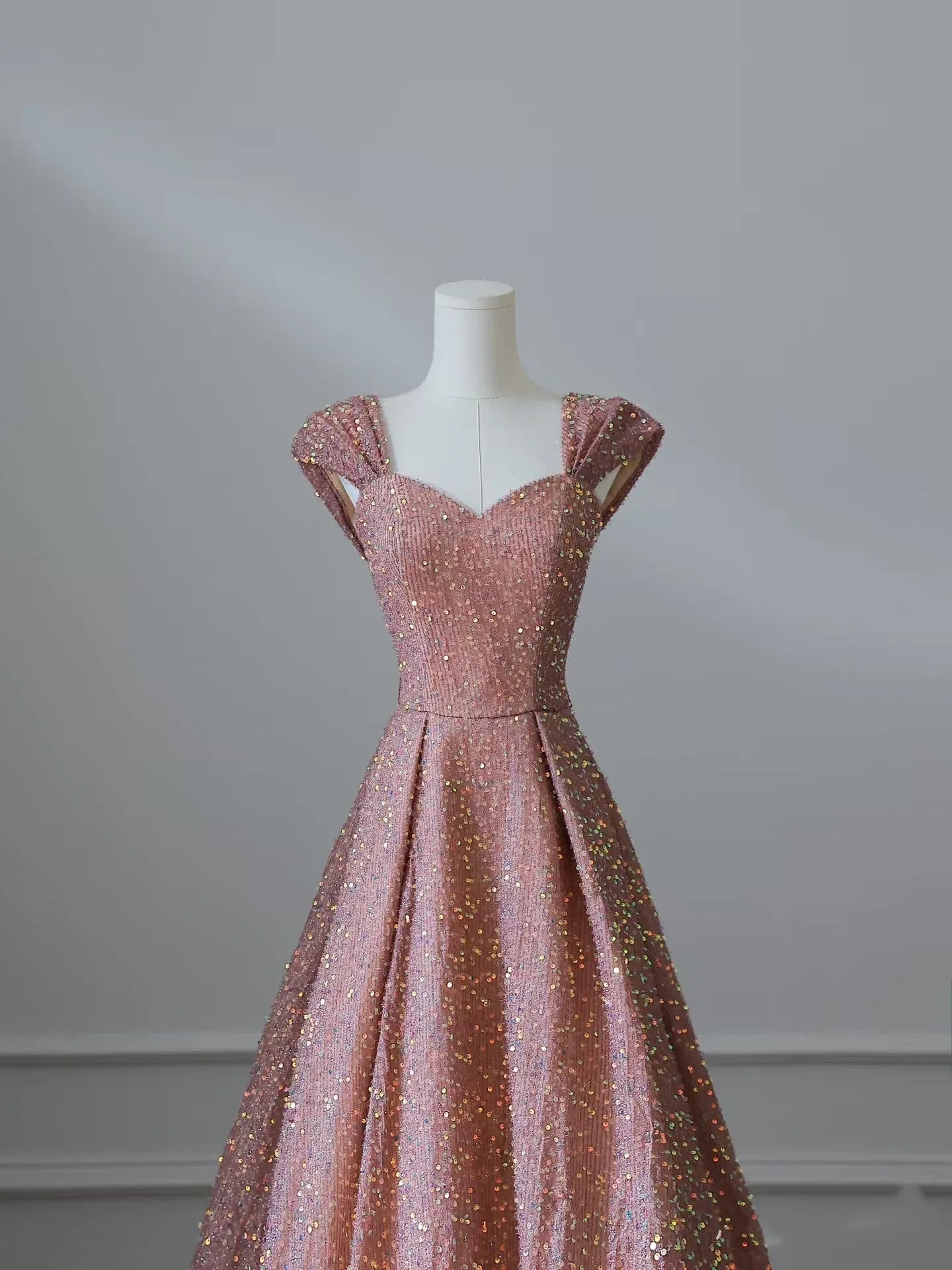 Glamorous A-Line Sweetheart Neck Short-Sleeve Sequin Rose Gold Maxi Prom Dress for Women Ready to Ship