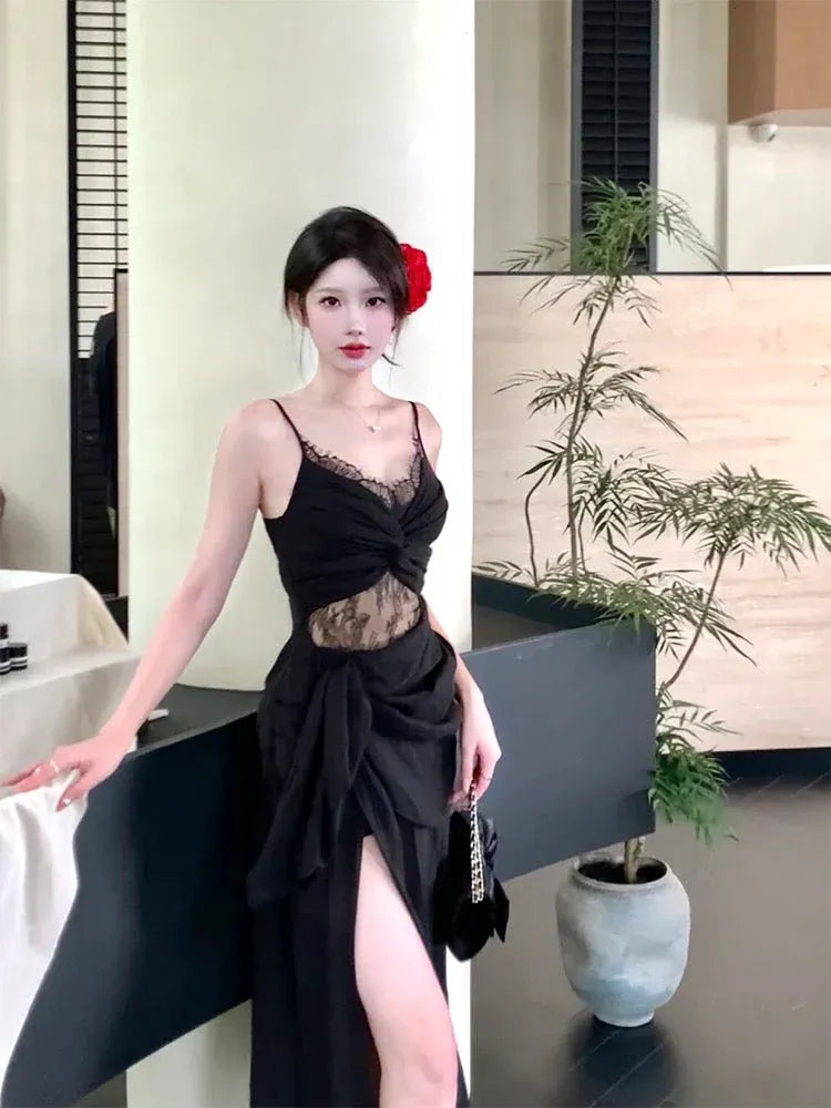 Glamorous A-Line Sweetheart Neck Sleeveless Lace Black Maxi Prom Dress for Women Hot Sale