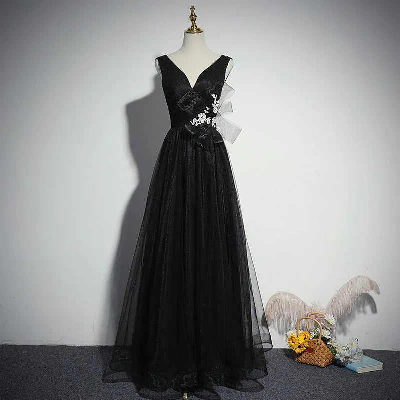 Glamorous A-Line V-Neck Sleeveless Lace-Accent Black Glitter-Tulle Maxi Evening Dress for Women