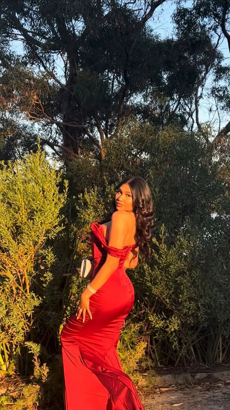 Glamorous Mermaid Off-the-Shoulder Sleeveless Ruched Red Train Prom Dress for Women Custom