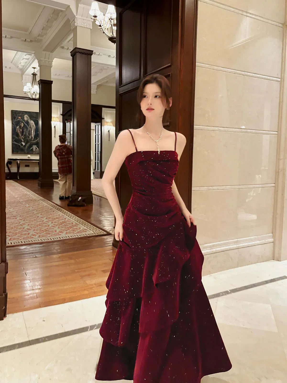 Glamorous Mermaid Square Neck Sleeveless Glitter Ruffled Burgundy Maxi Prom Dress for Women Hot Sale