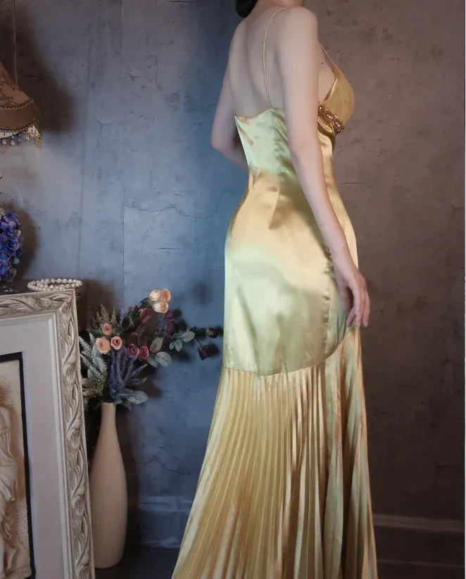 Glamorous Mermaid Sweetheart-Neck Sleeveless Beaded Gold Maxi Prom Dress for Women Custom