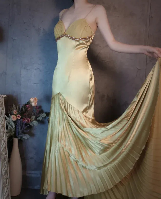 Glamorous Mermaid Sweetheart-Neck Sleeveless Beaded Gold Maxi Prom Dress for Women Custom