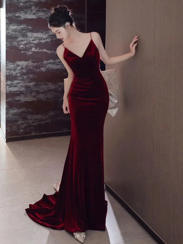 Glamorous Mermaid V-Neck Sleeveless Bow-Train Burgundy Maxi Prom Dress For Women Hot Sale
