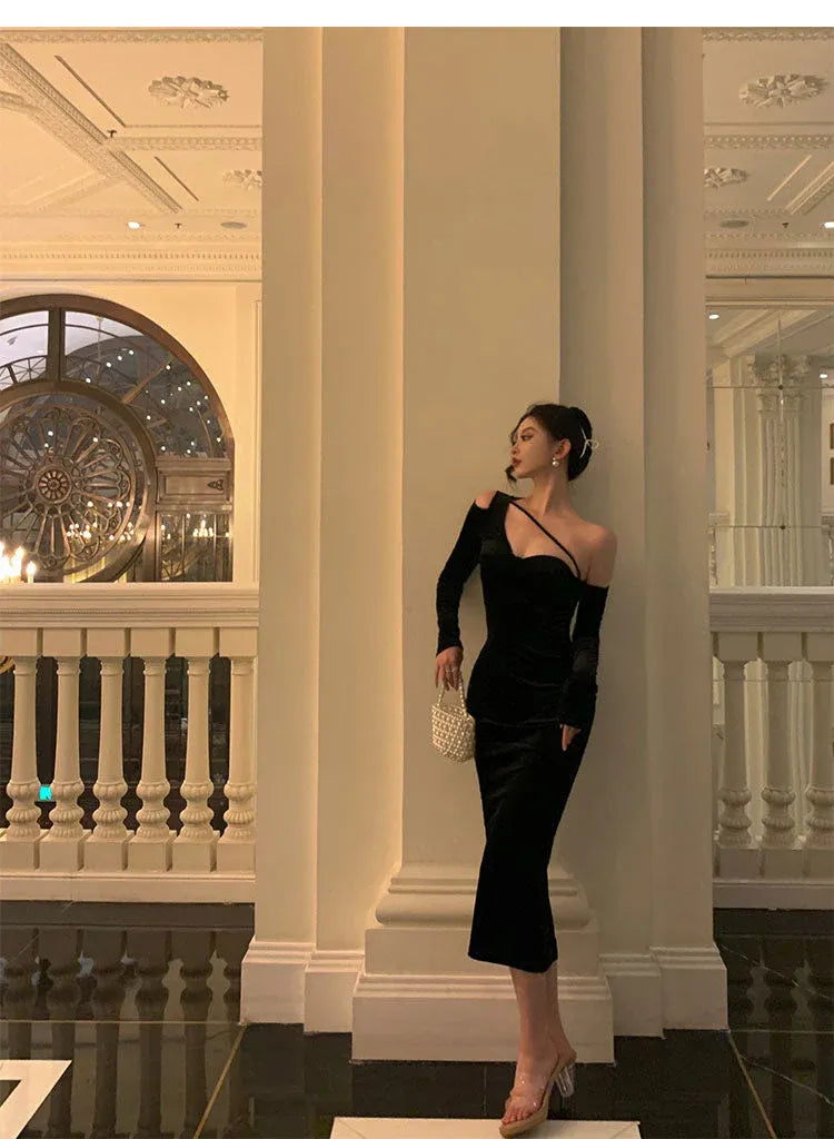 Glamorous Sheath One-Shoulder Long Sleeve Cutout Black Midi Prom Dress