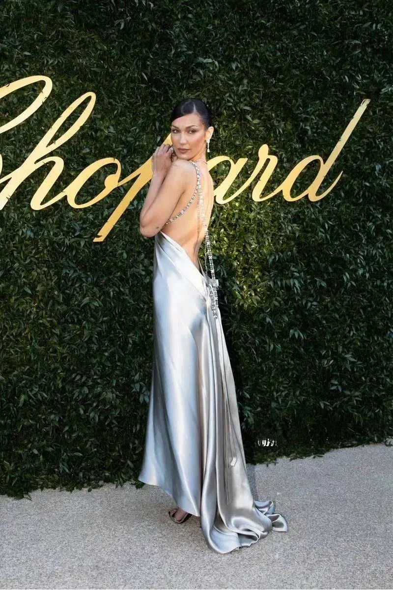 Glamorous Slip Gown Plunge Neck Sleeveless Crystal Silver Long Prom Dress For Women Custom