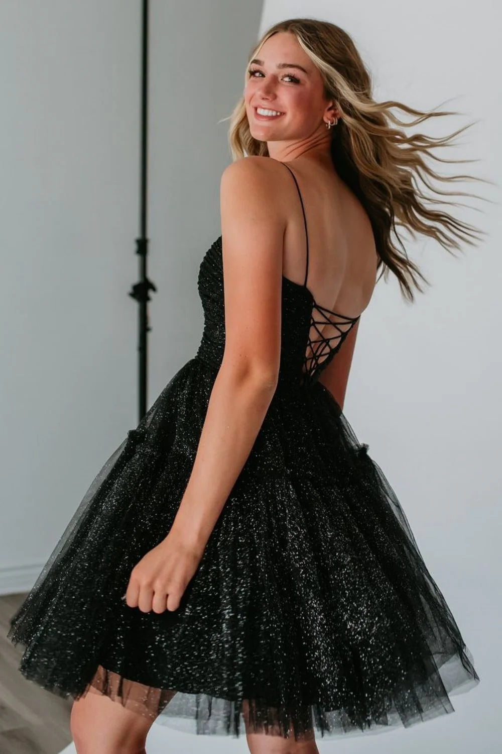Glitter A-Line Spaghetti Straps Lace Up Tulle Black Short Homecoming Dress