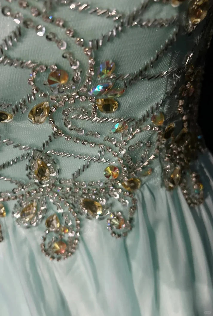 Gorgeous A-line Round Neck Rhinestones Tulle Green Long Party Dress