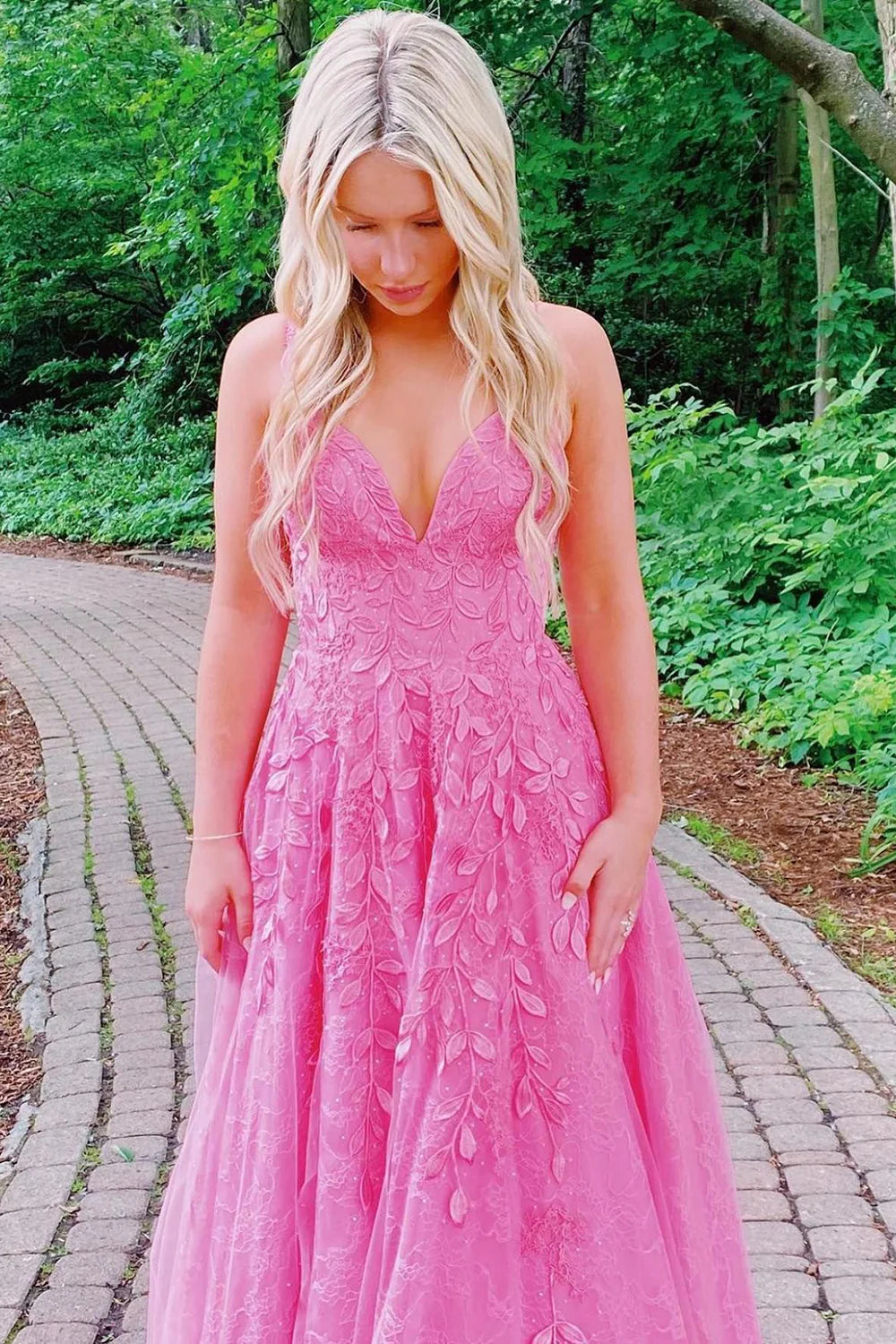 Gorgeous A Line Spaghetti Straps Appliques Pink Floor Length Prom Dress