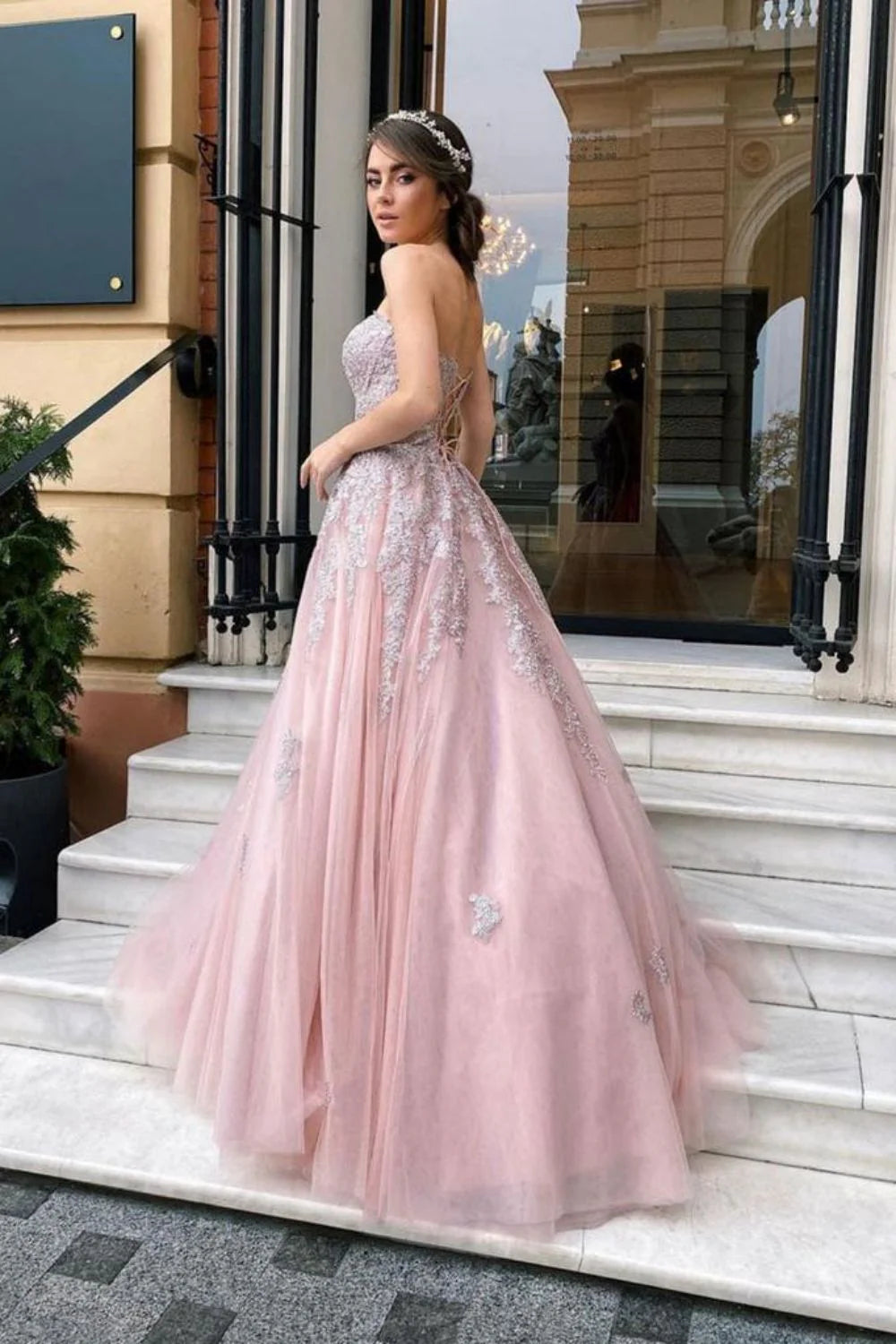 Gorgeous A Line Sweetheart Corset Appliques Pink Long Prom Dress