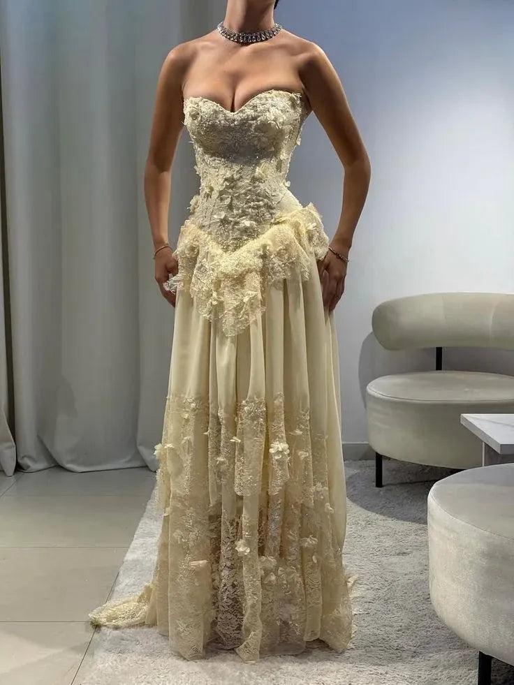 Lavish Lace-Tulle Long Evening Dress Champagne Sweetheart Strapless for Women