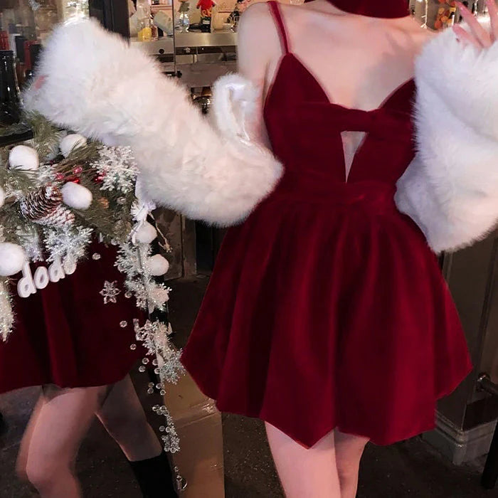 Lovely A-Line Spaghetti Straps Bow Keyhole Burgundy Mini Homecoming Dress