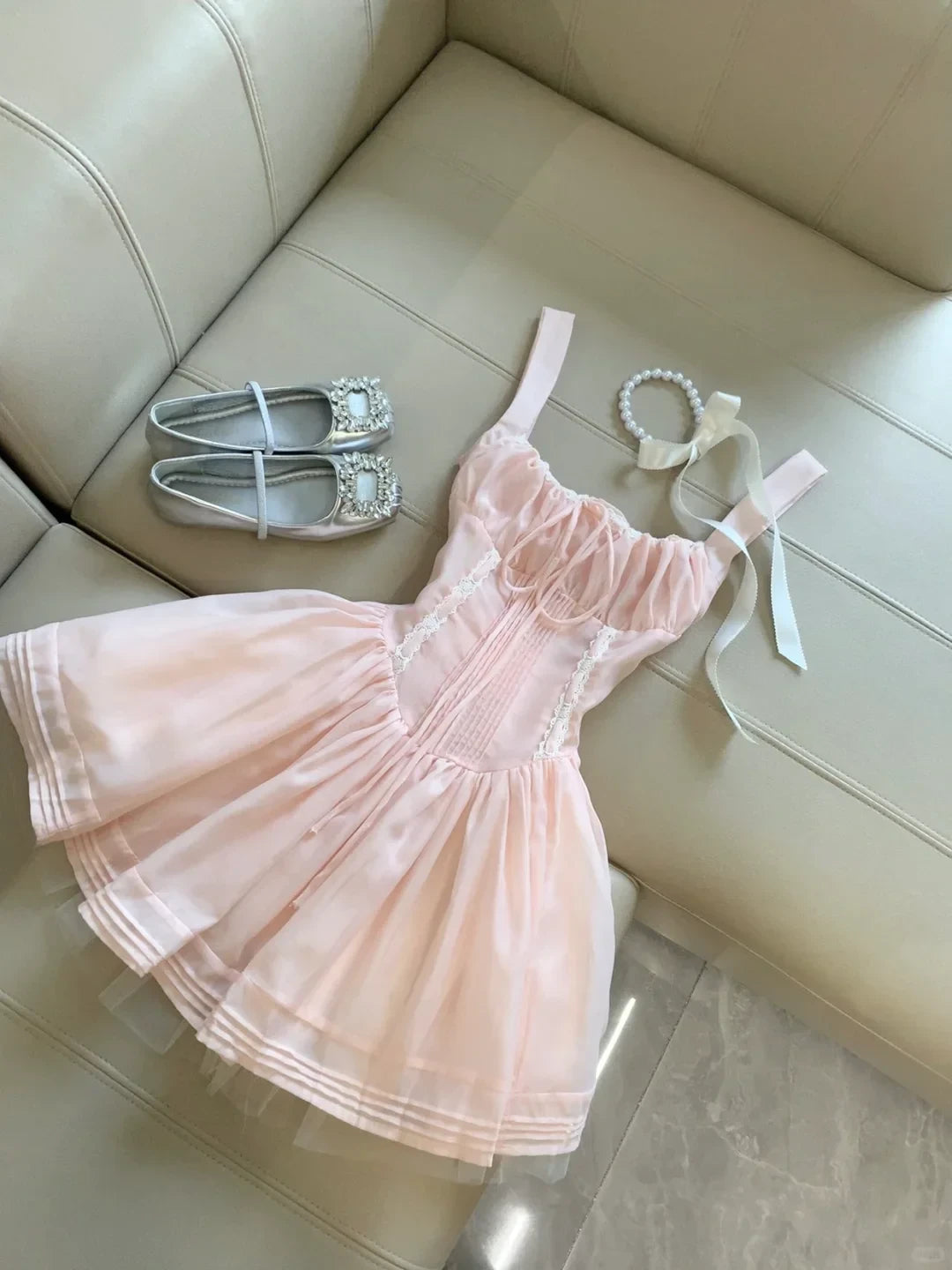 Lovely A-Line Sweetheart Ruched Lace Trim Blush Pink Short Homecoming Dresses