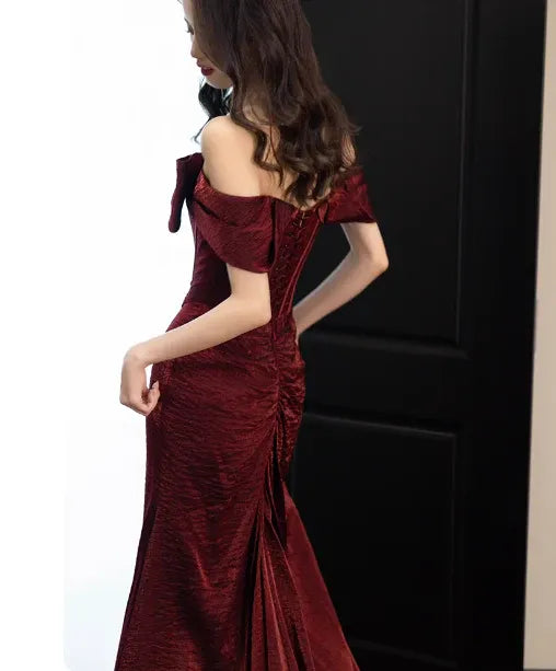 Luxe Mermaid Off-Shoulder Short-Sleeve Ruched Burgundy Long Prom Dress for Women Ready to Ship