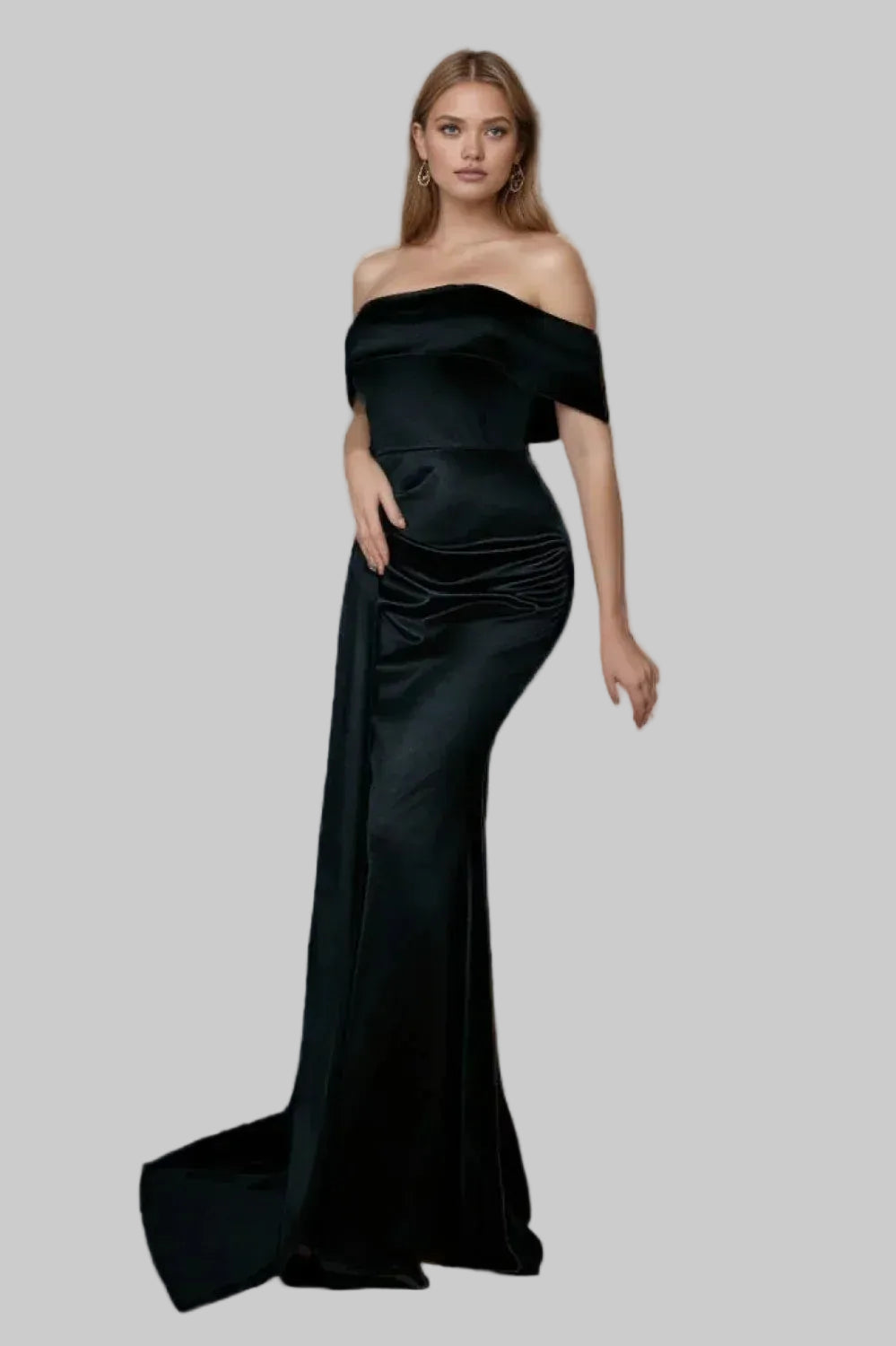 Luxe Velvet Floor-Length Evening Dress Black Off-Shoulder Sleeveless for Women