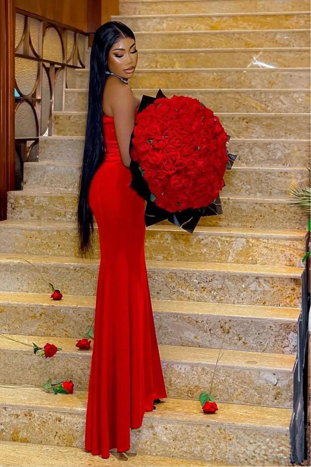 Luxe Velvet Floor-Length Evening Dress Red Sweetheart Strapless for Women