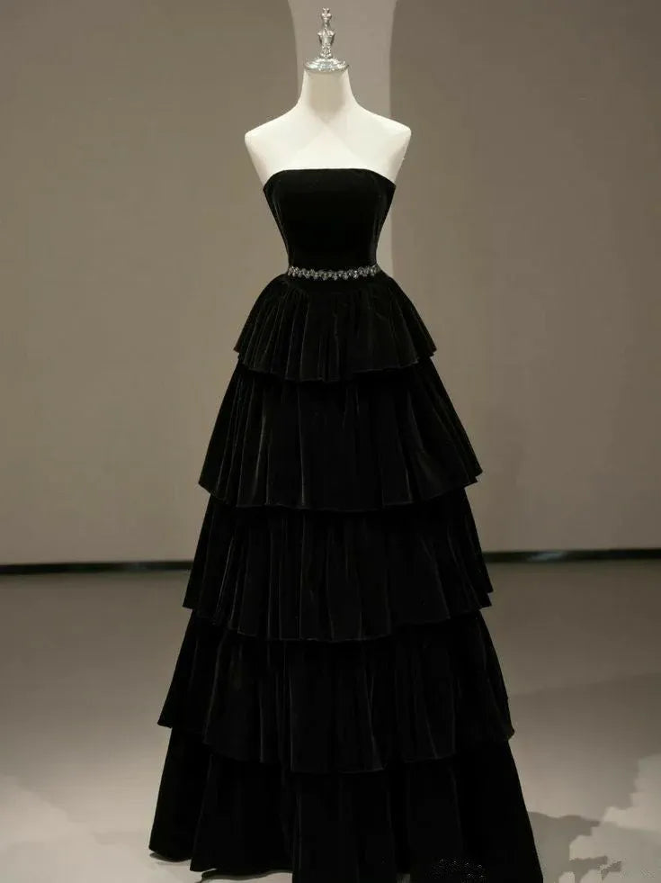 Luxurious Ballgown Strapless Tiered Velvet Black Floor-Length Prom Dress for Women