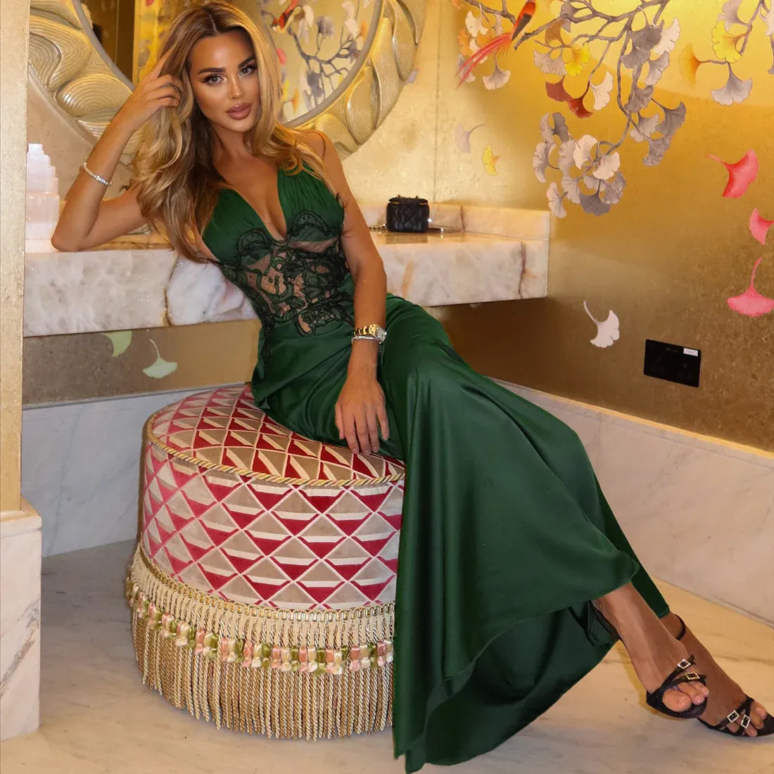 Luxurious Mermaid Halter Neck Sleeveless Lace Chocolate Brown Maxi Prom Dress for Women Custom