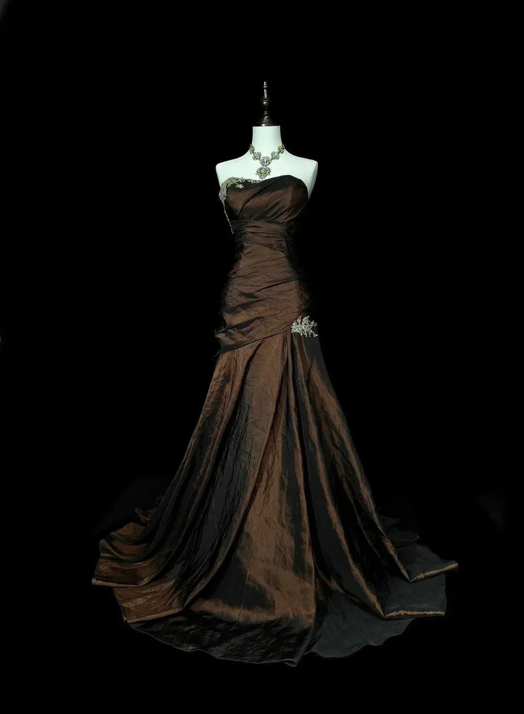 Luxurious Mermaid Sweetheart Neck Sleeveless Ruched Bronze Maxi Prom Dress for Women Custom