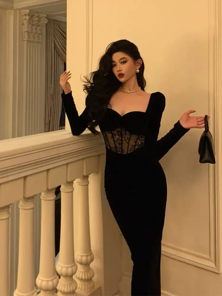 Luxurious Sheath Square Neck Long Sleeve Lace Black Midi Prom Dress