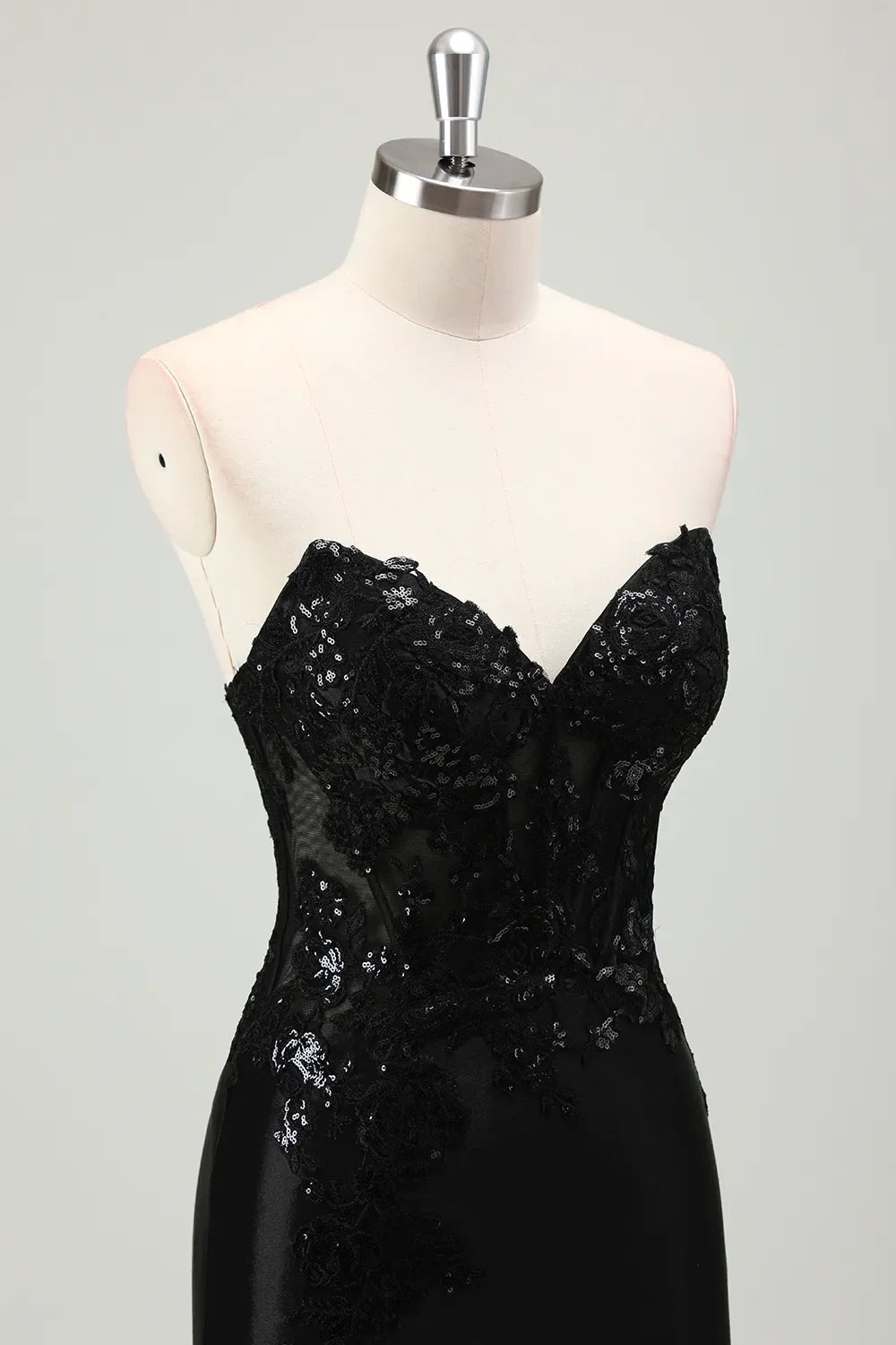 Xuewuba Formal Wear Dresses Black?Sweetheart Satin Mermaid Long Corset Prom Dress with Appliques Prom Dresses Stores