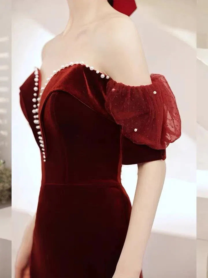 Mermaid Off-The-Shoulder Short Sleeve Beaded velvet Burgundy Floor-Length Prom Dress