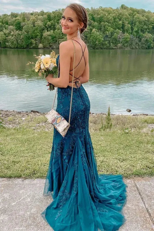 Mermaid Scoop Neck Lace Tulle Teal Floor-Length Prom Dress With Appliques