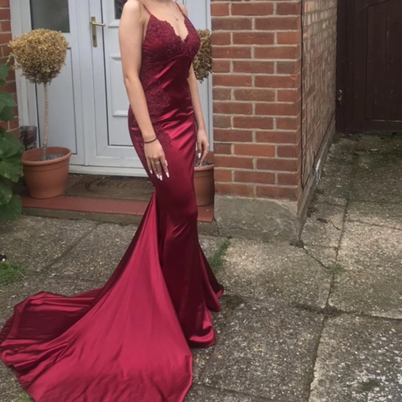 Mermaid Spaghetti Straps Applique Satin Burgundy Prom Dress With Train