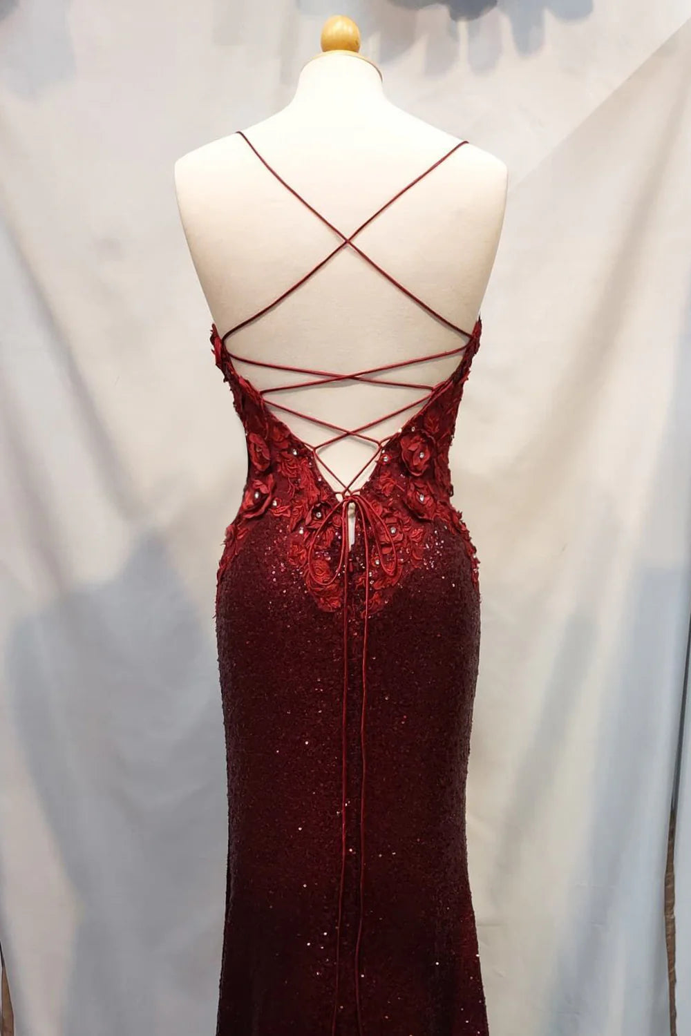 Mermaid Spaghetti Straps Sequins Burgundy Prom Dress With Appliques