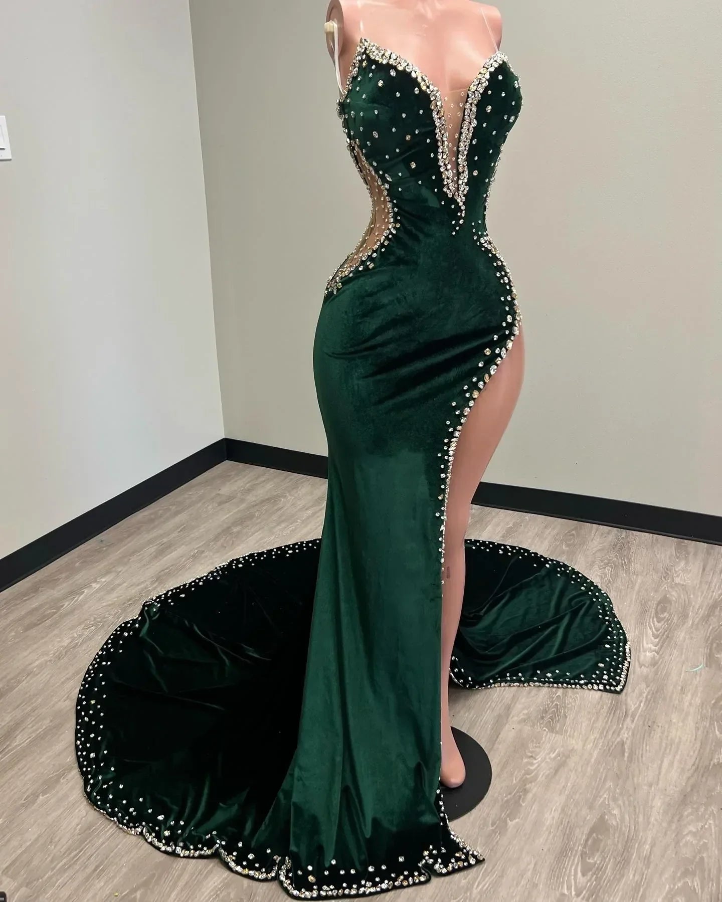 Mermaid Strapless Velvet Green Long Prom Dress Evening Dress With Train