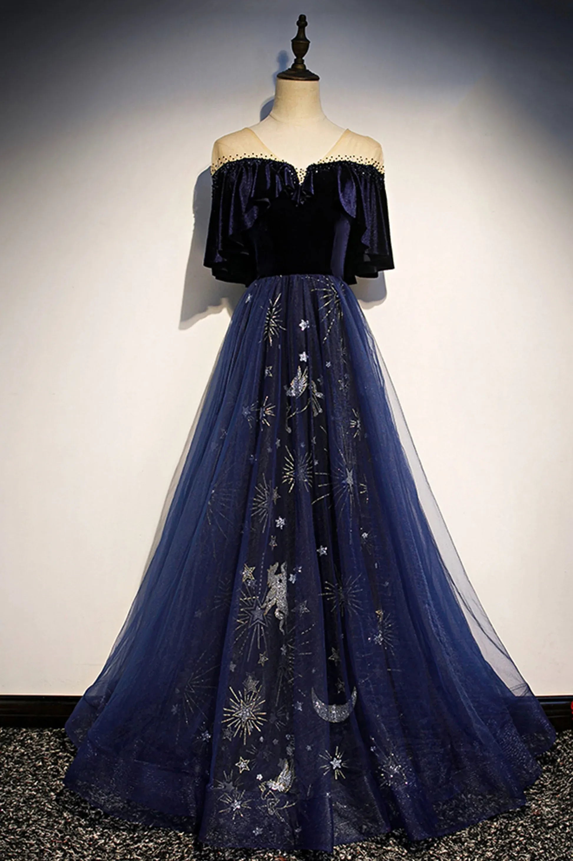 Modern A-Line V Neck Cap Sleeve Lace Up Floor-Length Prom Dress