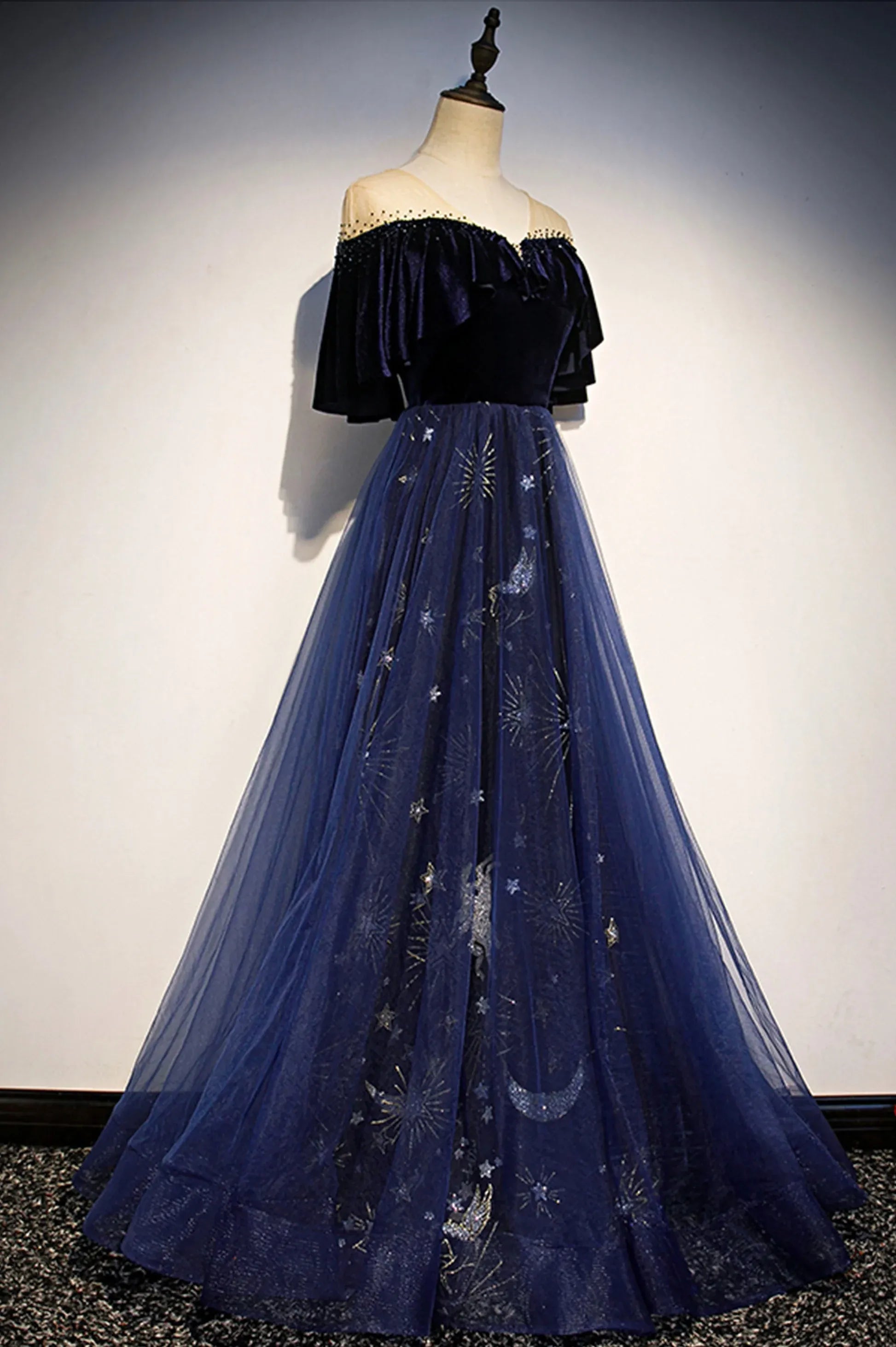 Modern A-Line V Neck Cap Sleeve Lace Up Floor-Length Prom Dress