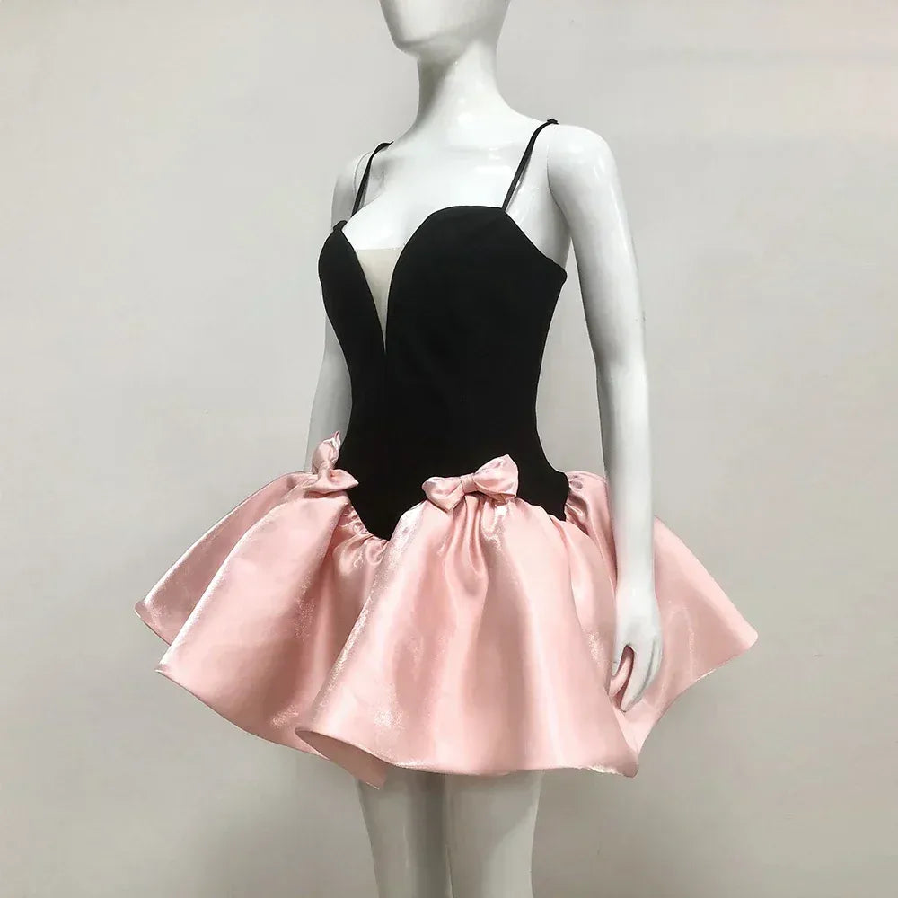 New A-Line Sweetheart Neck Bow Two-Tone Black and Pink Homecoming Dress