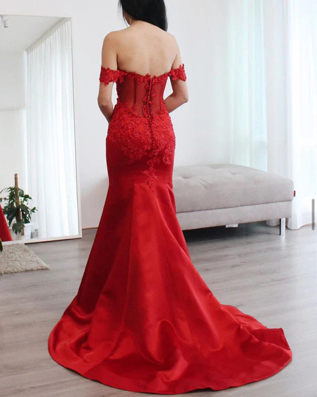 Off The Shoulder Slit Mermaid Satin Bridesmaid Prom Dresses With Train