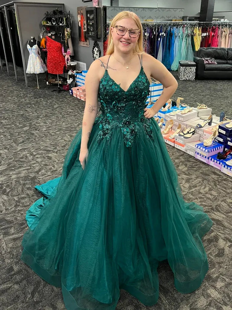 Plus Size A Line V-Neck 3D Floral Applique Tulle Emerald Long Prom Dress