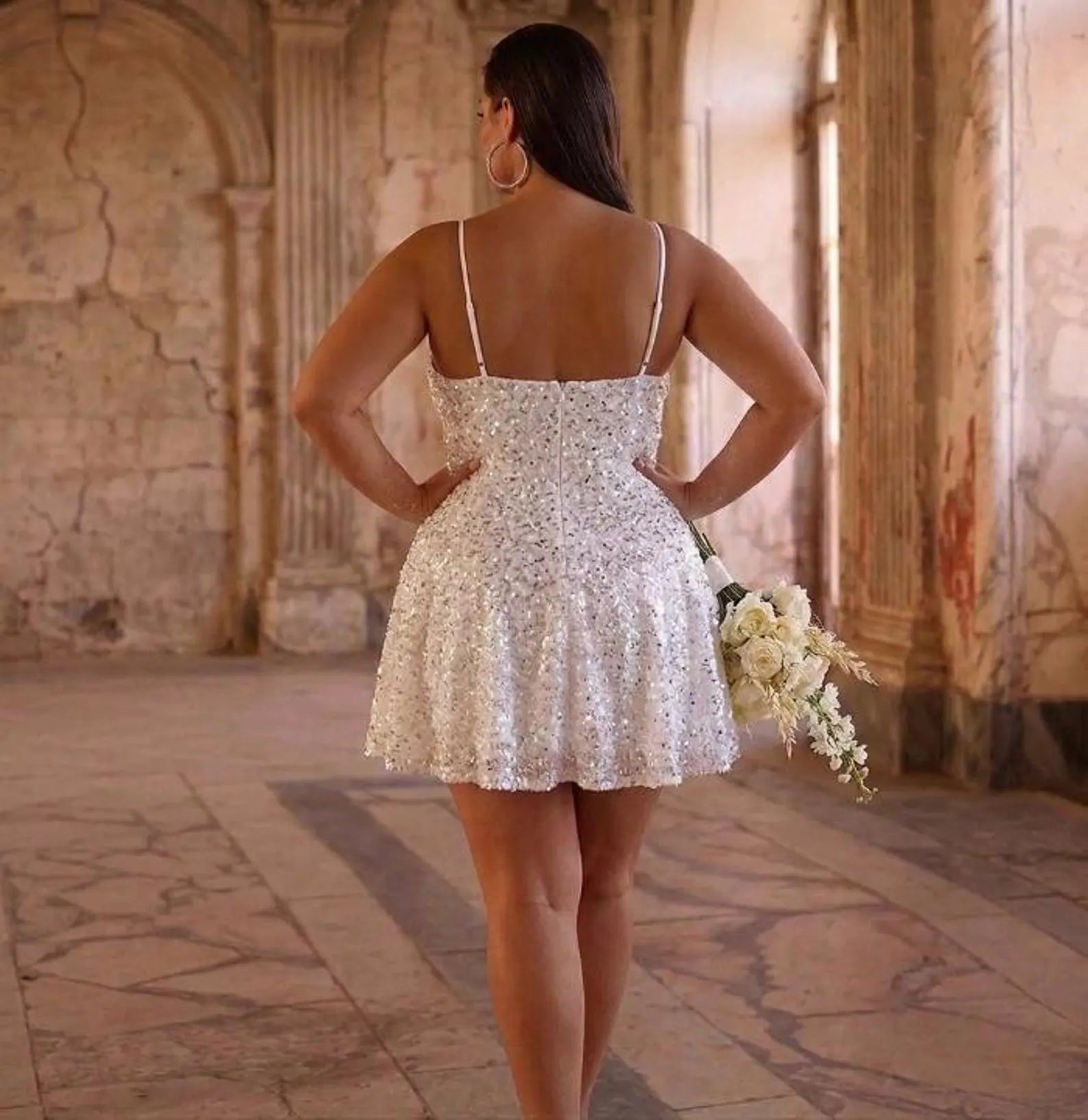 Plus Size Sparkle A-Line Sweetheart Spaghetti Strap Sequin White Short Homecoming Dress