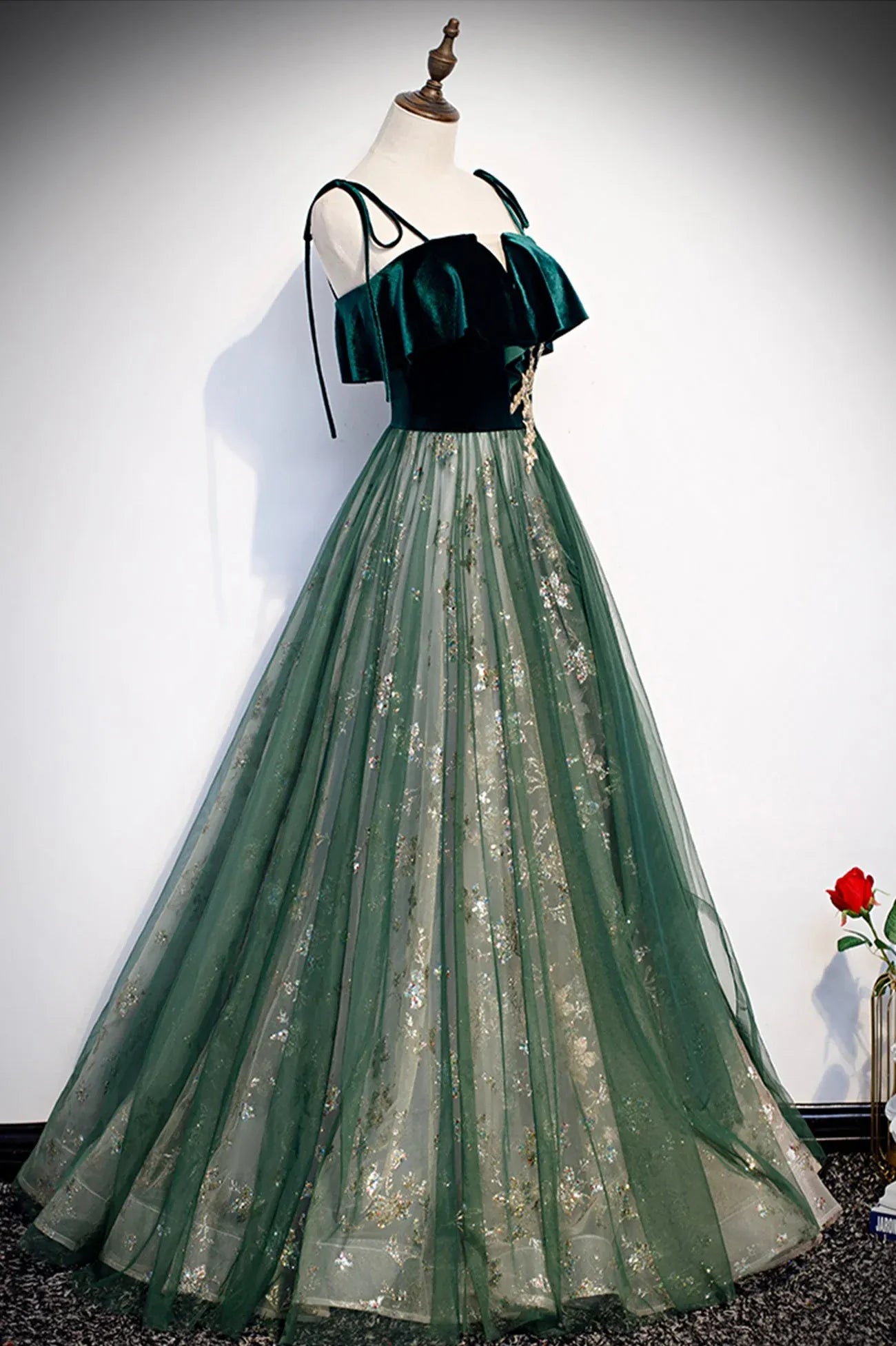 Pretty A-Line Spaghetti Straps Sleeveless Lace Up Sweep/Brush Train Prom Dress