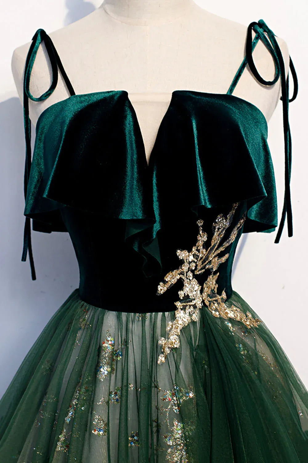 Pretty A-Line Spaghetti Straps Sleeveless Lace Up Sweep/Brush Train Prom Dress