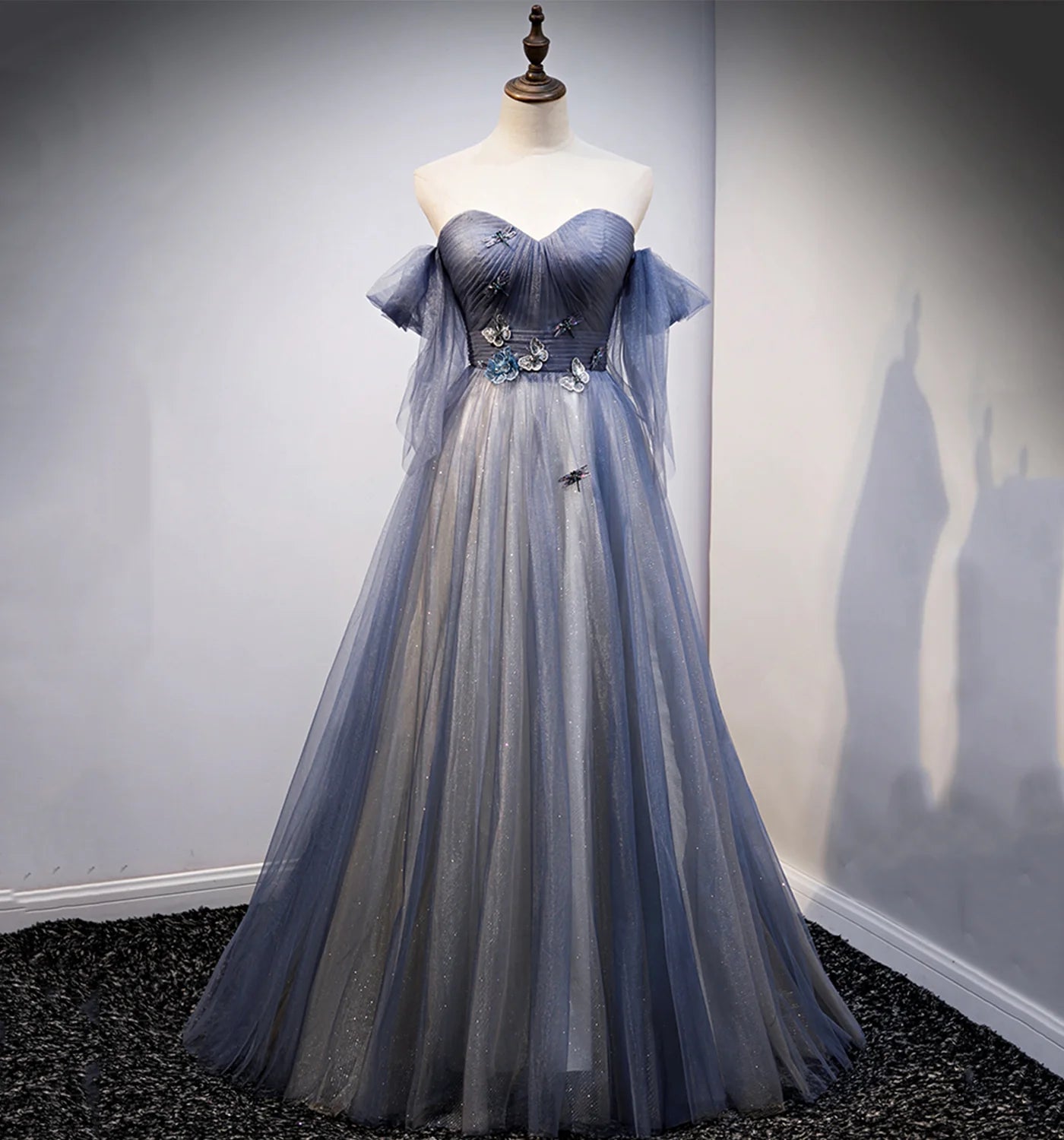 Pretty A Line Off-the-Shoulder Applique Tulle Blue Long Prom Dress
