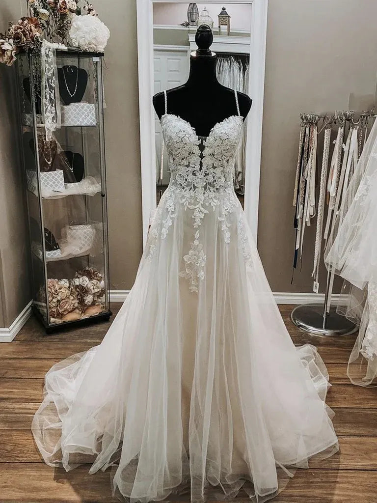 Pretty A Line Spaghetti Strap Lace Wedding Dress Tulle White Floor Length Prom Dress