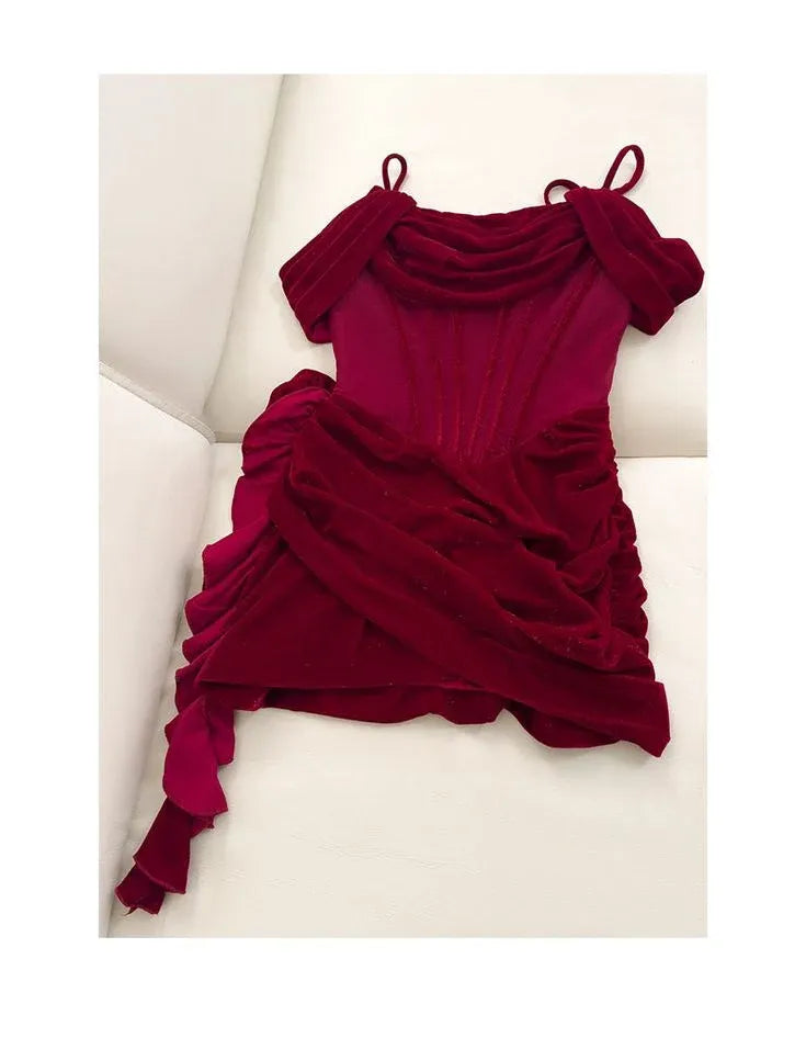 Pretty Sheath Spaghetti Strap Corset Velvet Burgundy Short Homecoming Dress