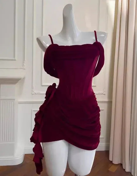 Pretty Sheath Spaghetti Strap Corset Velvet Burgundy Short Homecoming Dress